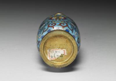 图片[3]-Copper vase in cloisonne enamels, Qing dynasty, Qianlong reign (1736-1795)-China Archive